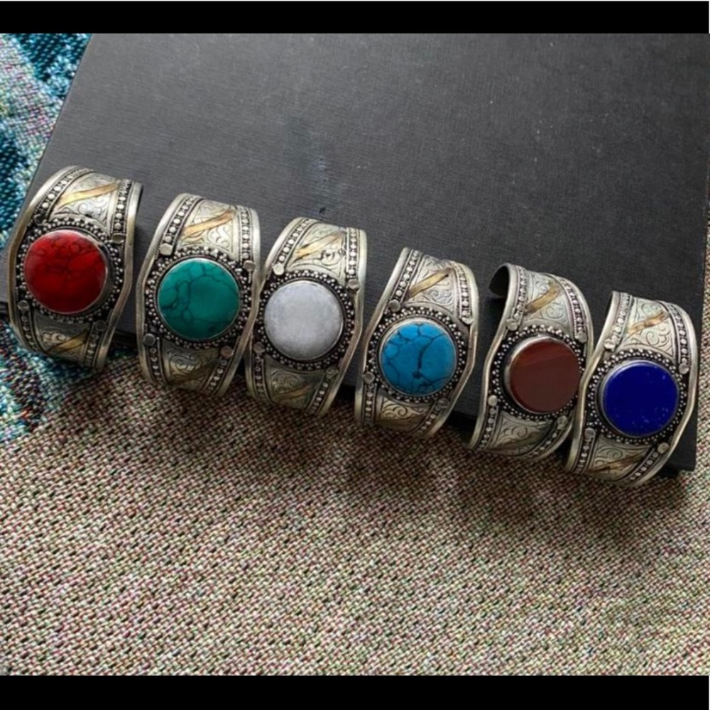 Cuff bracelet